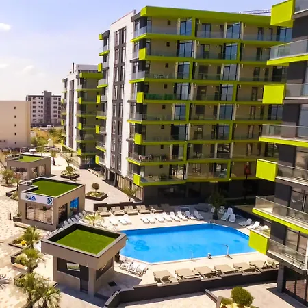 Grand - Pool & Prima Linie La Mare شقة